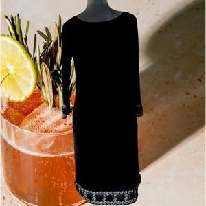 Tiana B. Cocktail dress slinky form fitting fabric heavy sparkle beaded trim
